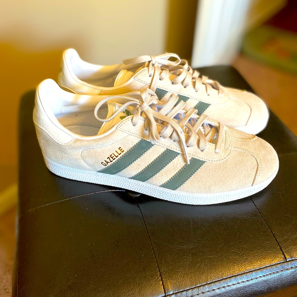 Adidas Gazelle mint & cream suede